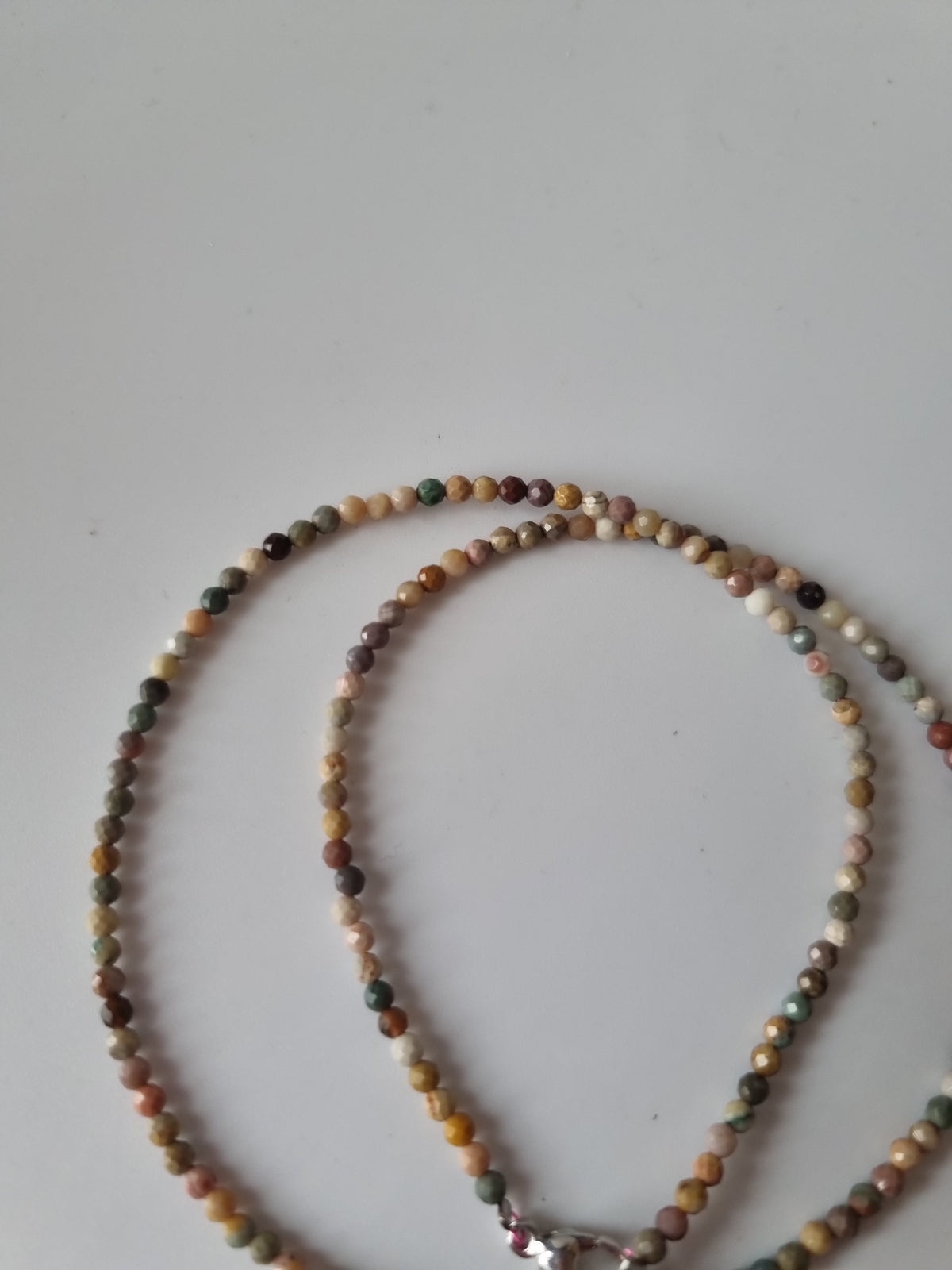 Handmade natural Stone Rhodonite choker 2-3mm beads beautiful