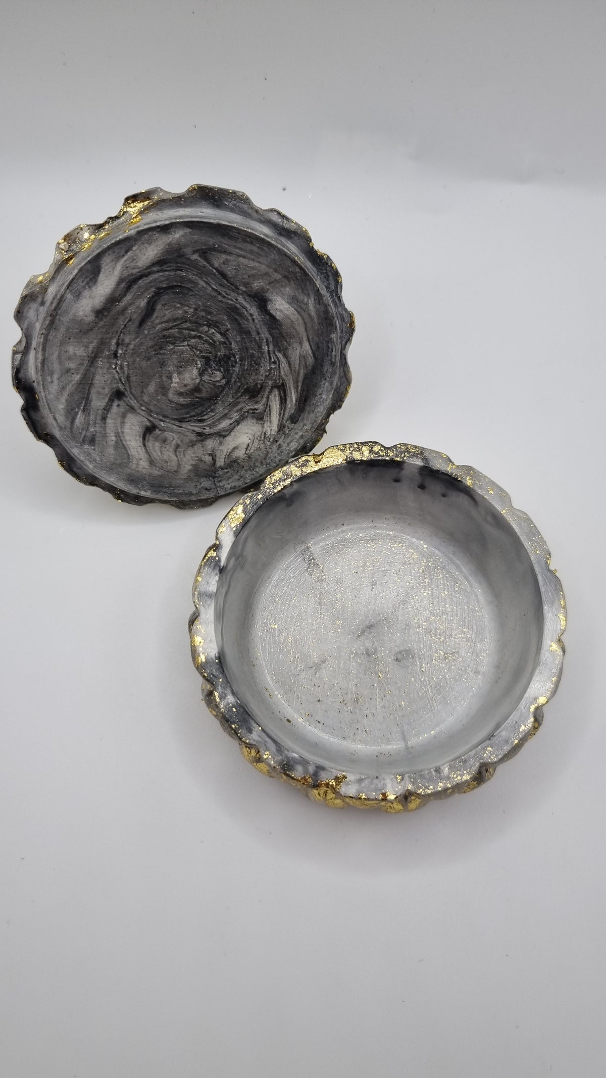 Handmade  gold plated shine  jewellery jar.,beautifully