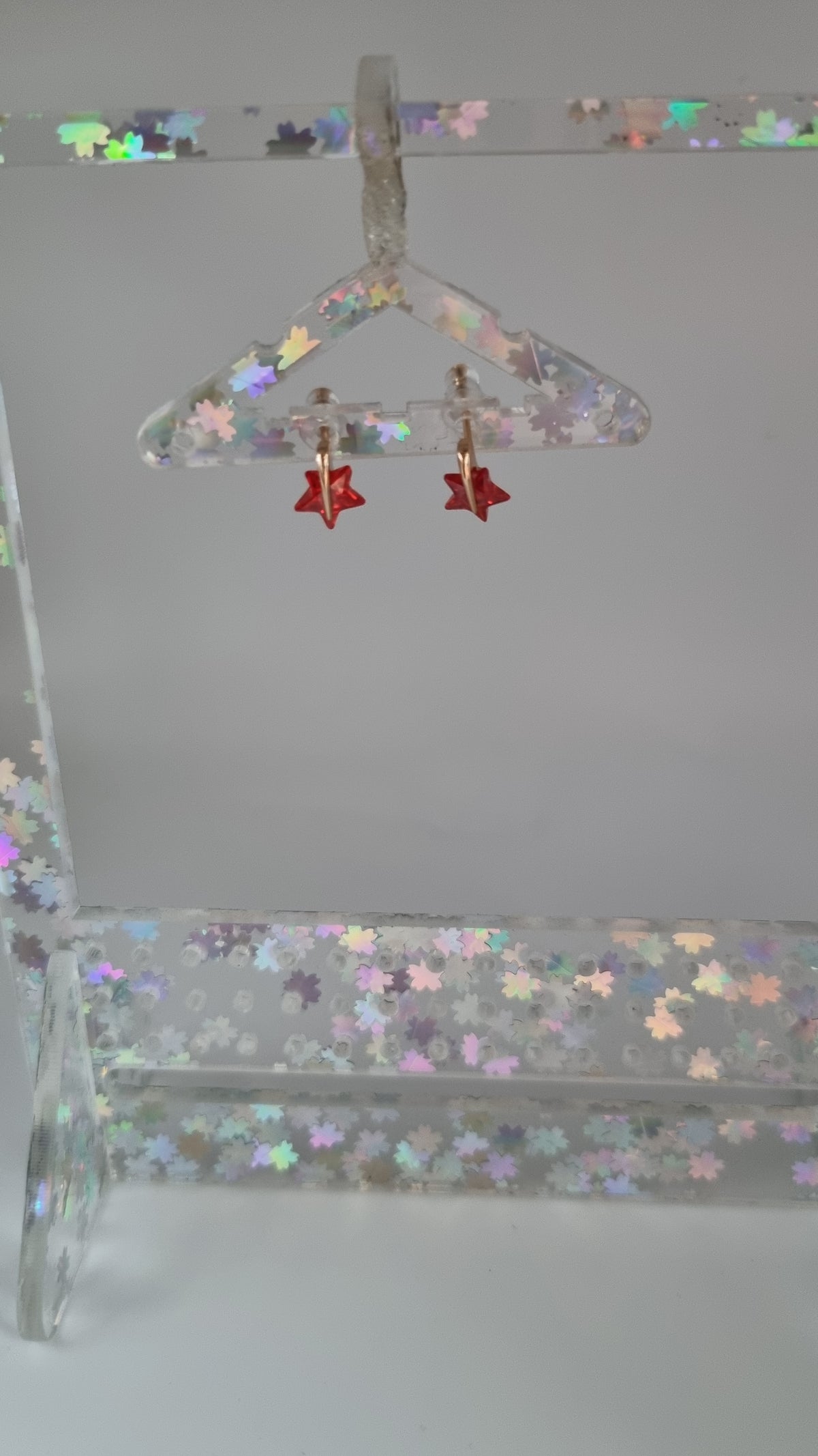 18kr.gold plated earrings with zircon stone red star charm stud
