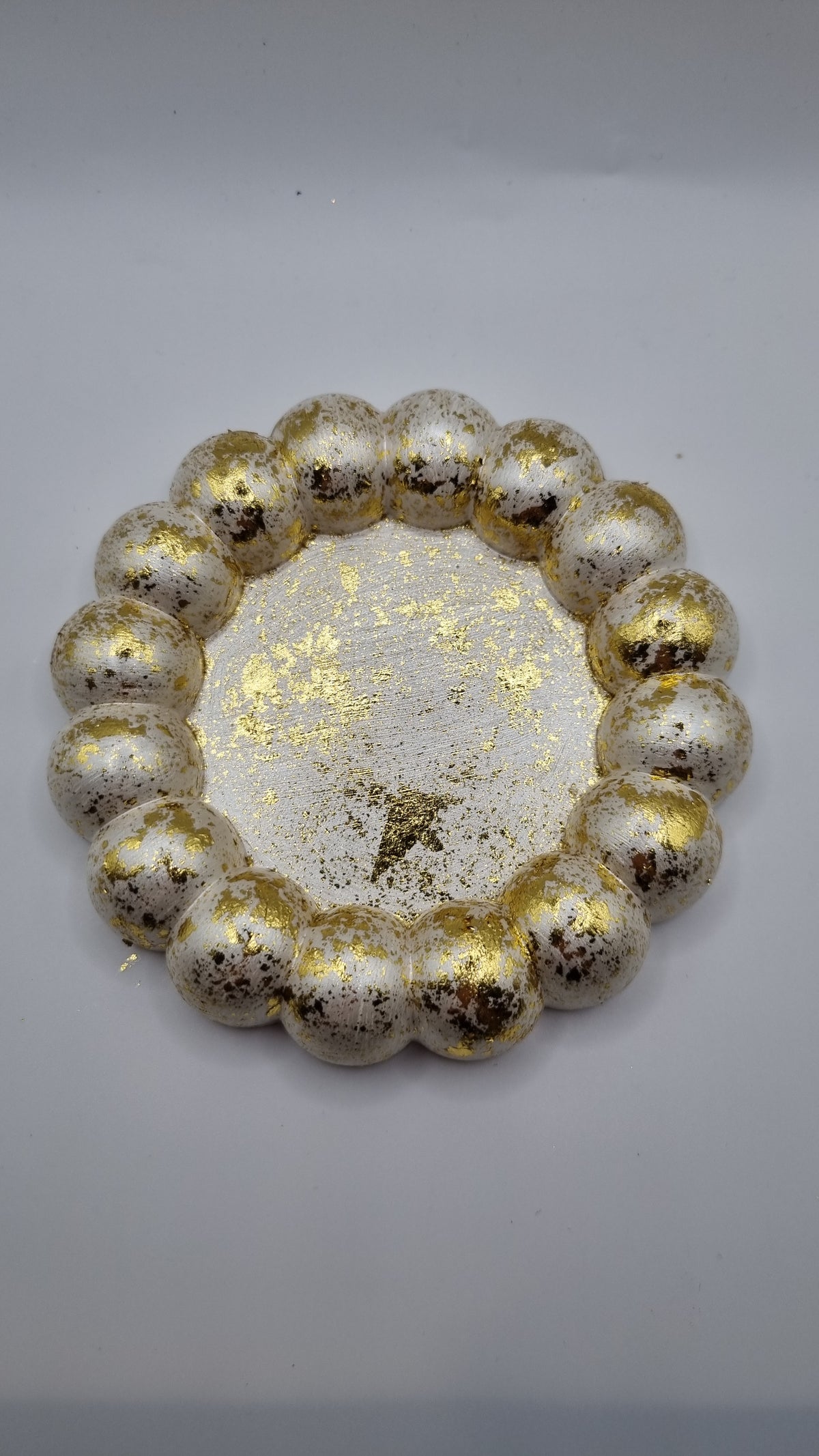 Bubble tray from jesmonite addiction gold color plating