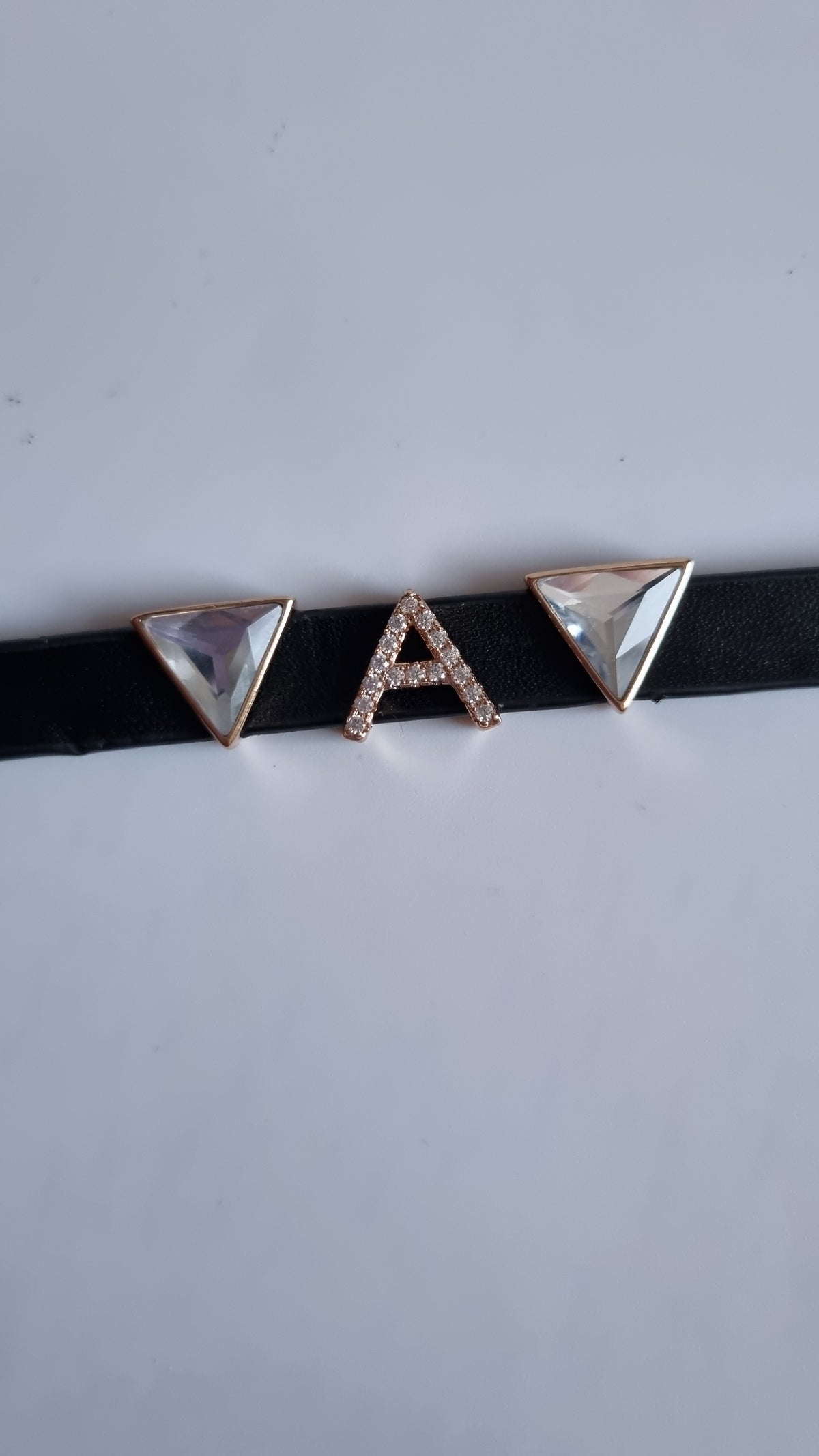 Choker with zircon stoneA 18kr.gold plated