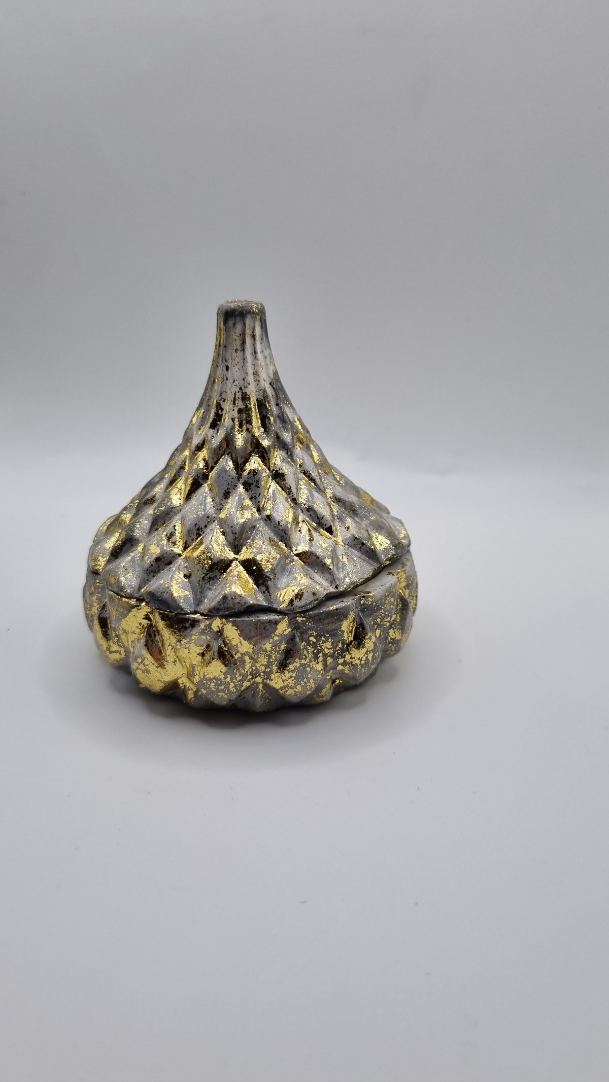 Handmade  gold plated shine  jewellery jar.,beautifully