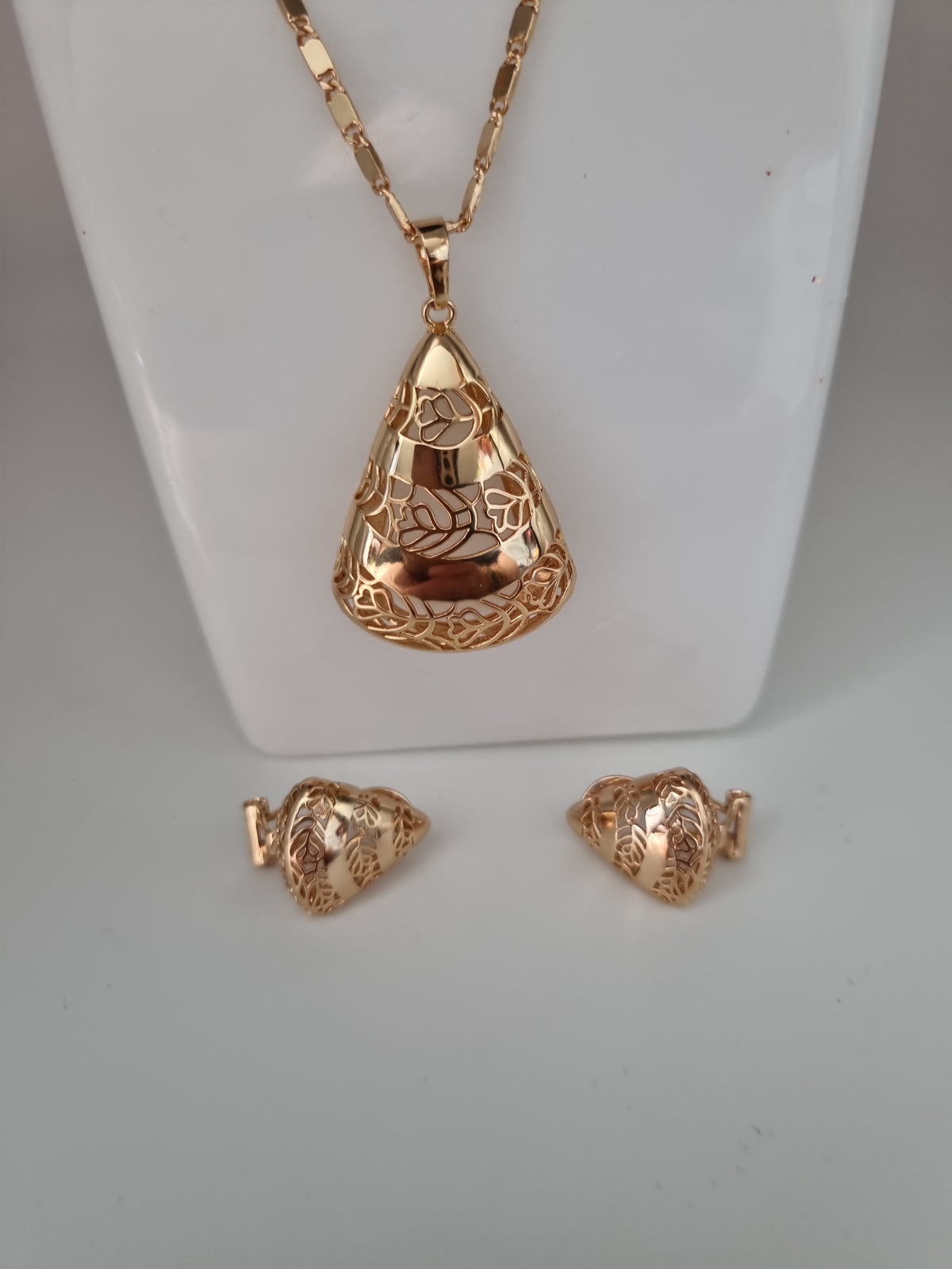 18kr gold plated set jewellery hypoallergenic free nickel waterproof