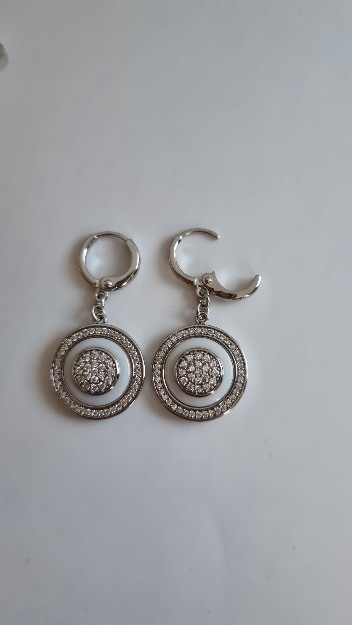 Platinum plated earrings with sw.crystal
