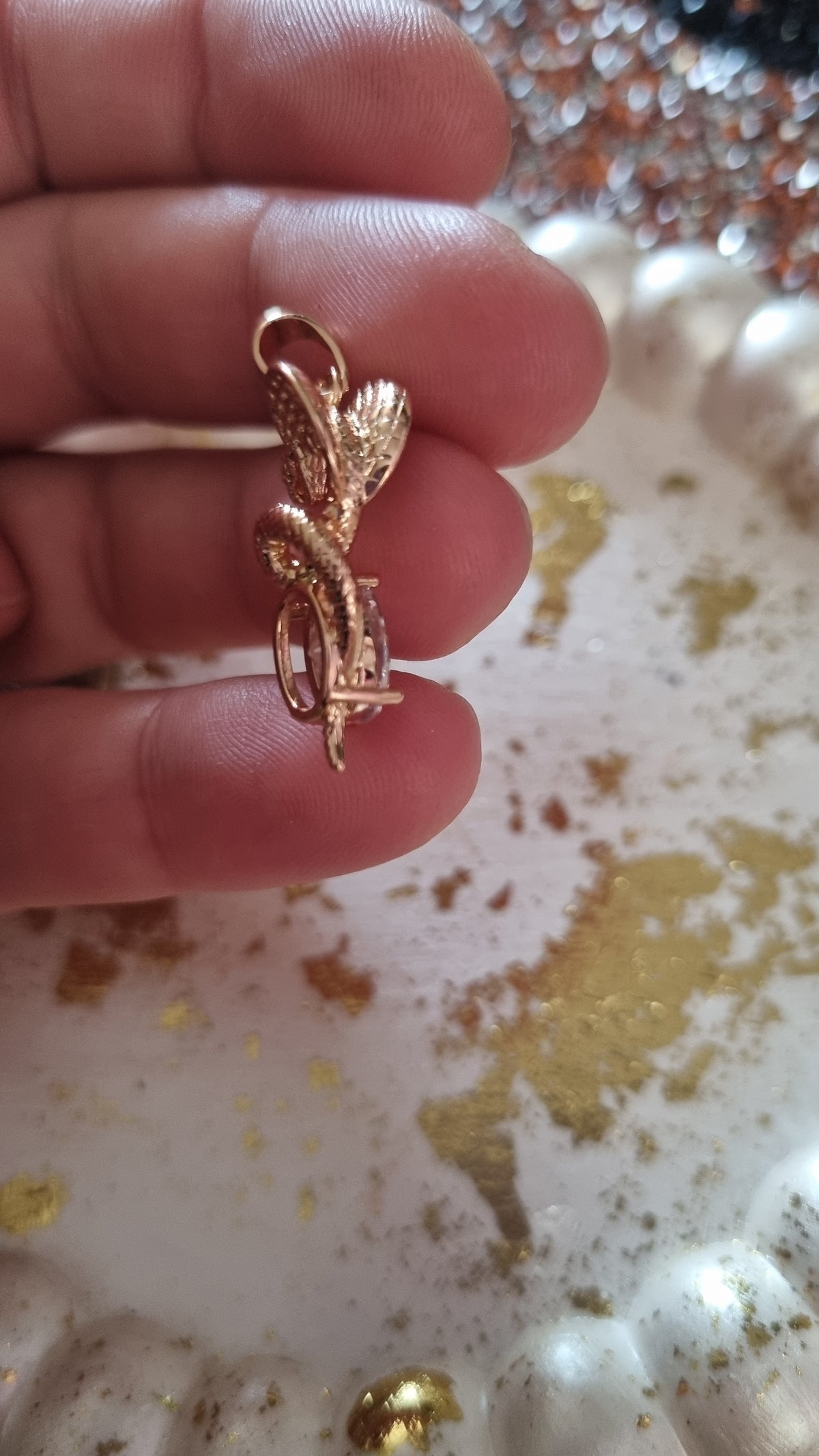 18kr.gold plated pendant with zircon stone